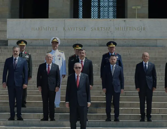 Cumhurbaşkanı Erdoğan ve YAŞ Üyeleri Anıtkabirde