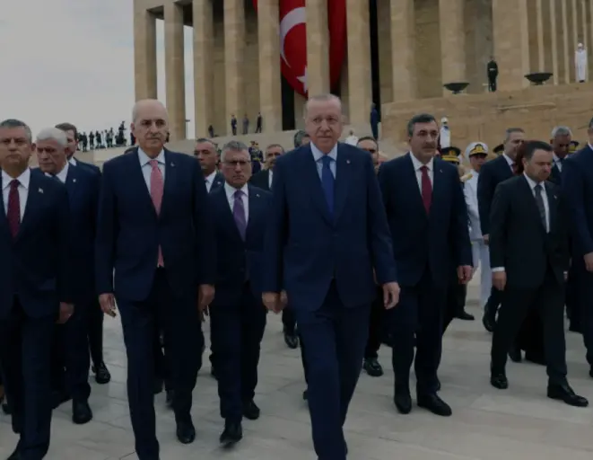 Devlet Erkanı 30 Ağustos Zafer Bayramı İçin Anıtkabirde Buluştu