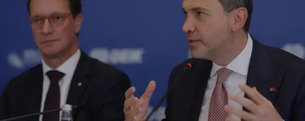Bakan Bayraktar Almanya ile Yeni Nesil Enerji Ortaklıkları Kuruyor