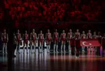 Burhanettin Duran A Millî Kadın Voleybol Takımını Tebrik Etti