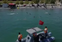 Elazığ Hazar Gölü'nde Asayişi Botlu Jandarma Ekipleri Sağlıyor