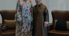 Emine Erdoğan New York Türkevi’nde Fatima Maada Bio ile Görüştü