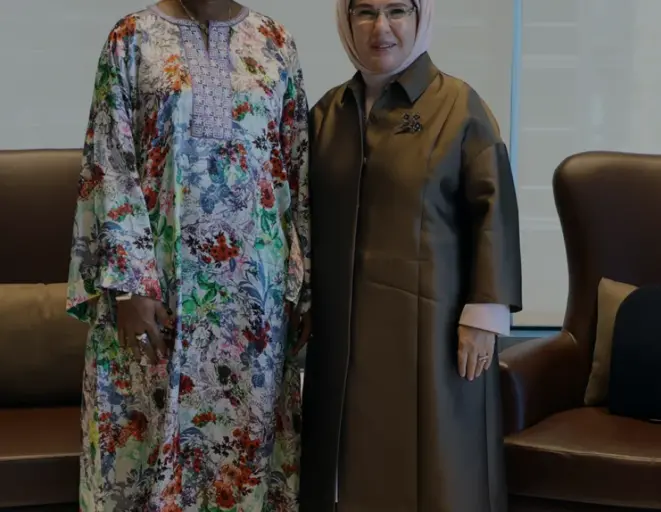 Emine Erdoğan New York Türkevi’nde Fatima Maada Bio ile Görüştü