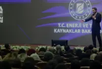 Bakan Bayraktar Enerjide 2040 Yenilenebilir Hedefini Açıkladı