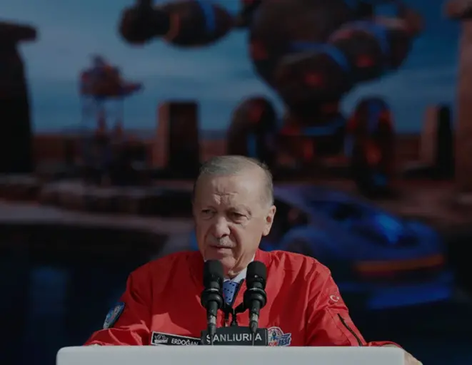 Cumhurbaşkanı Erdoğan Şanlıurfa GAP Havalimanında TEKNOFEST Gençleriyle Buluştu