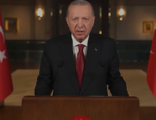 Osman Gazi Yüzer Üretim Platformu Karadeniz için yola çıktı
